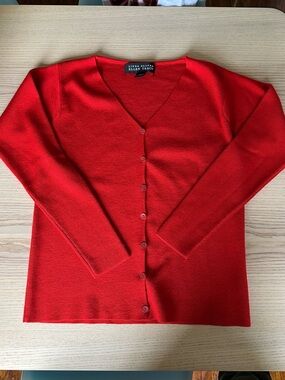 Ellen Tracy Bright Red Vintage V-Neck Button Cardigan